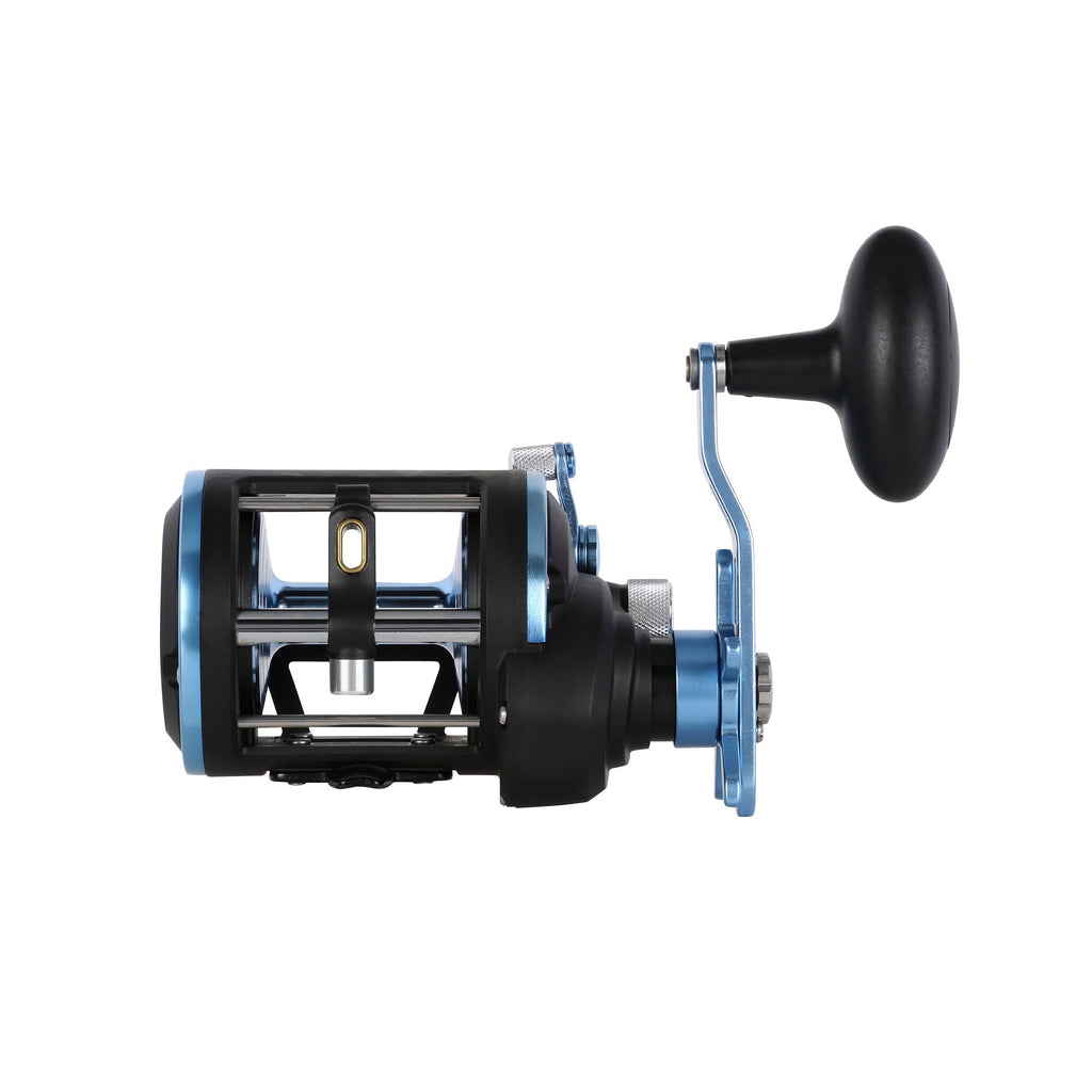 Warfare® II Level Wind Conventional Reel