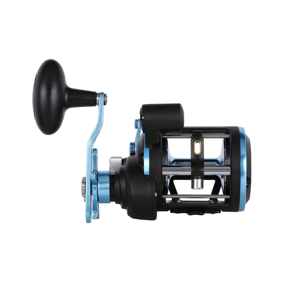 Warfare® II Level Wind Conventional Reel