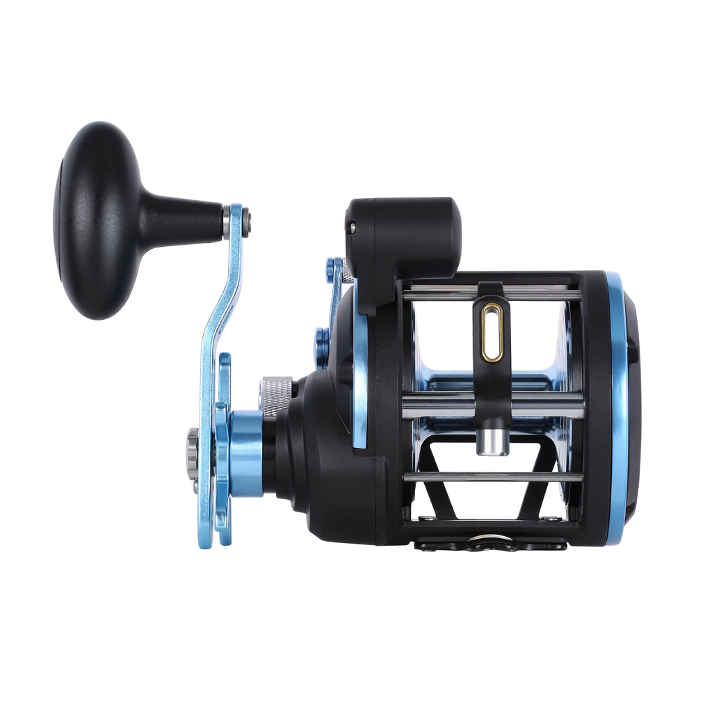 Warfare® II Level Wind Conventional Reel